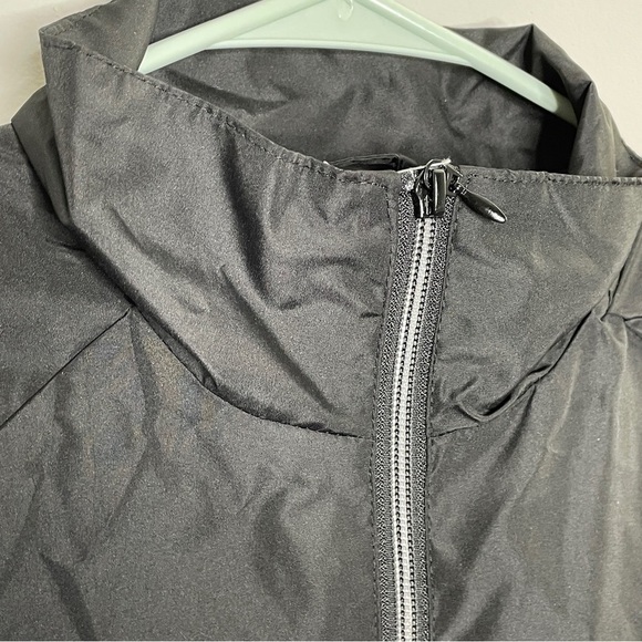 Reebok black and gray lightweight windbreaker NWT small - Picture 5 of 7